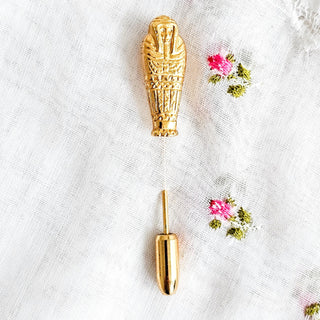 Vintage Ben-Amun Signed Gold Tone Egyptian King Tut Stick Pin