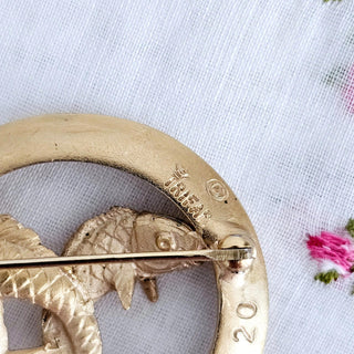 Trifari Pisces Fish Brushed Gold Tone Zodiac Vintage Brooch Pin
