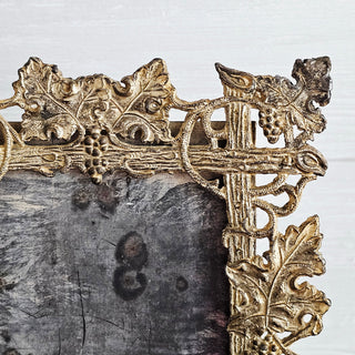 Antique Victorian Ornate Picture Photo Frame 4.5” X 6” Grapes and Grape Leaves