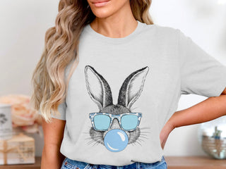 Women's Fashion T-Shirt with Cool Rabbit Design, Cute Bunny Graphic Tee, Casual Summer Top with Sunglasses Illustration