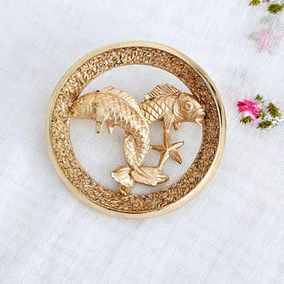 Trifari Pisces Fish Brushed Gold Tone Zodiac Vintage Brooch Pin