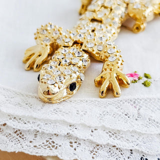 Large Vtg Gold Tone Articulated Clear Rhinestone Lizard Gecko Shoulder Brooch