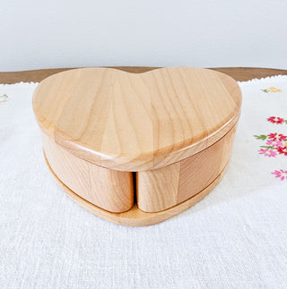 Heart Design Maple Wood Keepsake Box Vintage