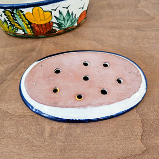 Talavera Vintage Mexican Pottery Oval Soap Dish 2 Pc Removable Drain Top Cactus Desert Landscape